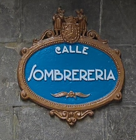 Calle Sombrereria Casco Viejo Bilbao